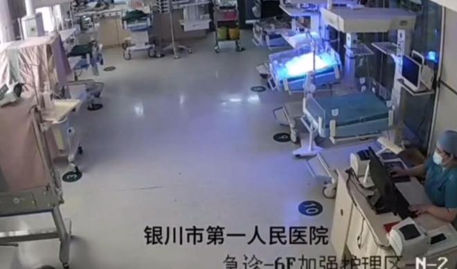 生后续来了！网友表示：这嘉奖是不是低了凯发app网站地震中高中生背起同学逃(图6)