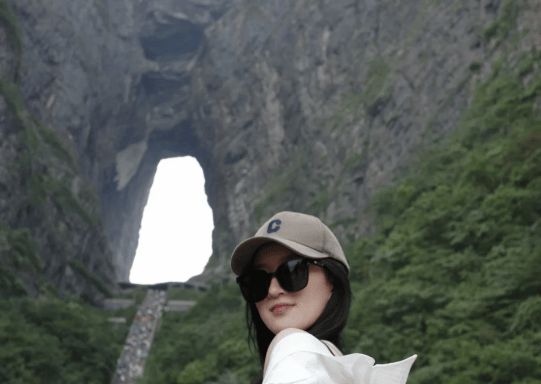 天要多少费用？张家界当地旅行社报价凯发k