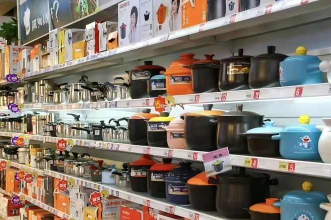 榜后他蹬三轮卖锅干到全球第一k8凯发国际登录高考2次落(图10)